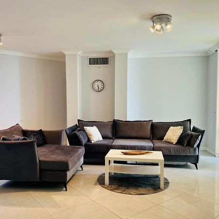 Royal Aparatment On The Sea , Blvd Nitza 34 Нетания Экстерьер фото